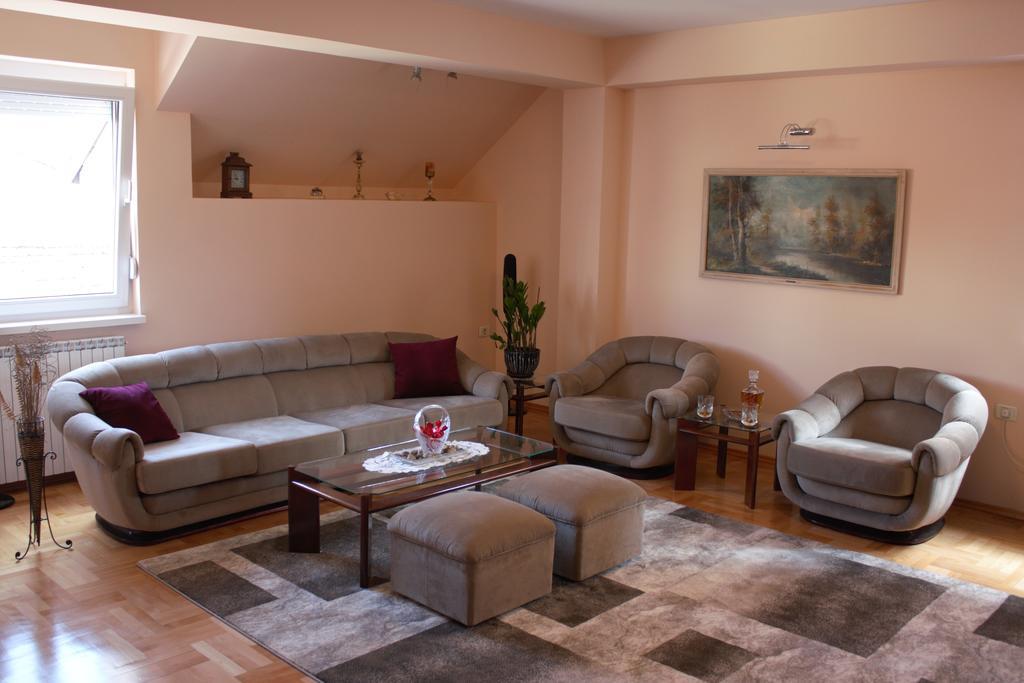 Apartments Skopje Downtown Экстерьер фото